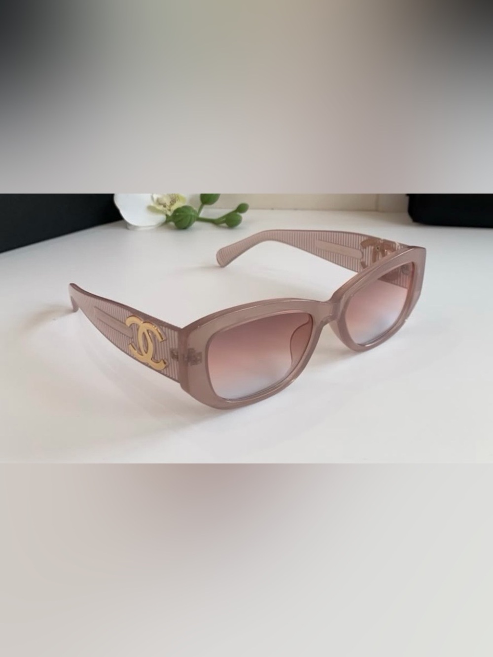 ChaneI Ribbed Gold-Tone Double Logo Sunglasses